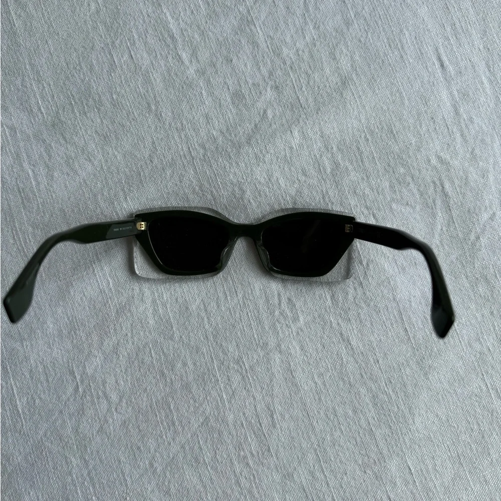 Fendi Cat-Eye Frame Sunglasses - Picture 4 of 5